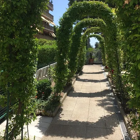 2 Pieces Climatise - Superbe Piscine & Wifi- Coeur De Ville - Schneider - 500 M Rue D'antibes & Plages